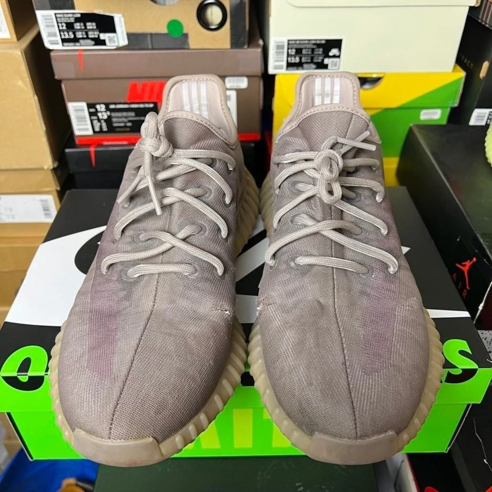 Yeezy adidas boost